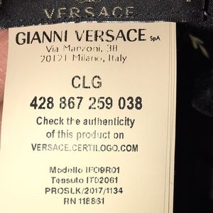 Versace scarf authentic (RARE)